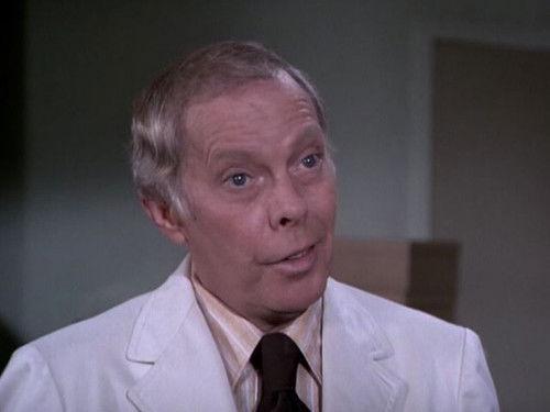 Adam-12 Season 6 Episode 24 - Clinic on 18th Street
