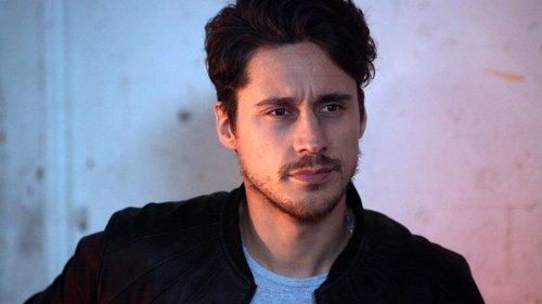 Queen of the South Season 1 Episode 7 - El Hombre Pájaro