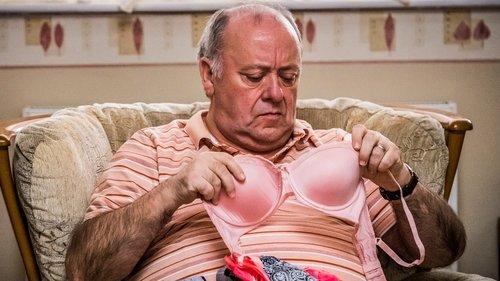 Two Doors Down Season 3 Episode 3 - Break In