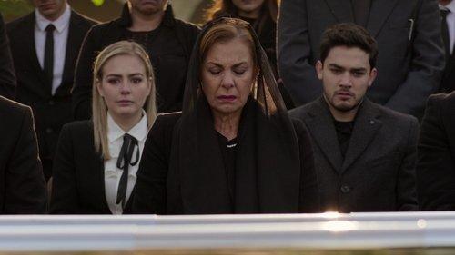 Monarca Season 2 Episode 1 - We All Have Secrets