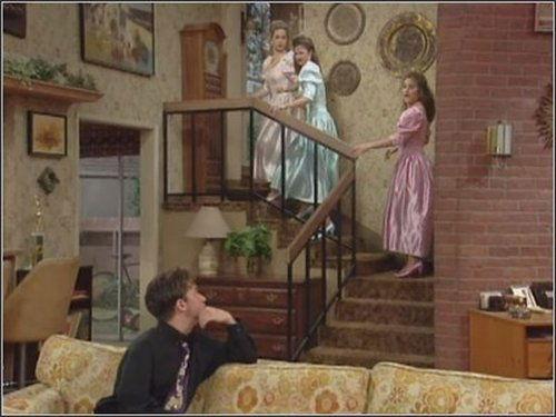 Married... with Children Season 7 Episode 13 - Wedding Show