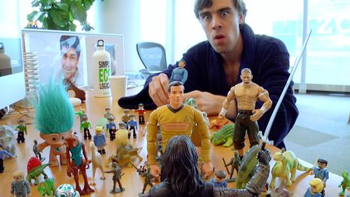 Hardly Working Season 4 Episode 12 - Desk Toys