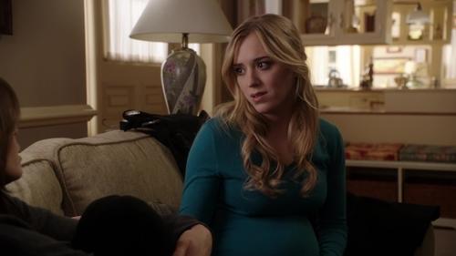 Desperate Housewives Season 8 Episode 17 - Women and Death