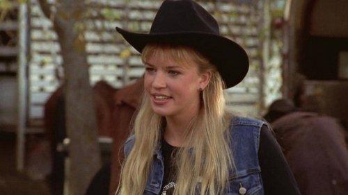 McLeod's Daughters Season 1 Episode 3 - Don't Mess with the Girls