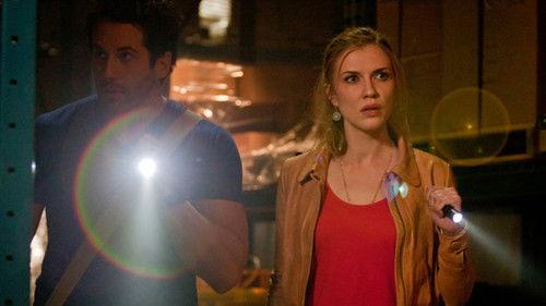 Primeval: New World Season 1 Episode 6 - Clean Up on Aisle Three