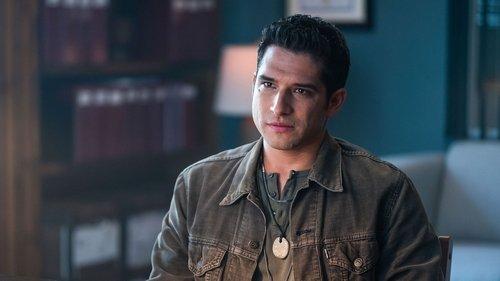 Murder in a Small Town Season 2 Episode 5 - Strangers Among Us