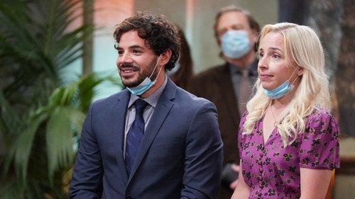 The Conners Season 3 Episode 4 - Birthdays, Babies and Emotional Support Chickens