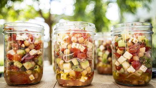 The Mountain Kitchen Season 1 Episode 1 - Snack in a Sack