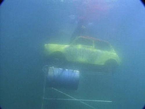 Scrapheap Challenge Season 2 Episode 6 - Marine Salvage