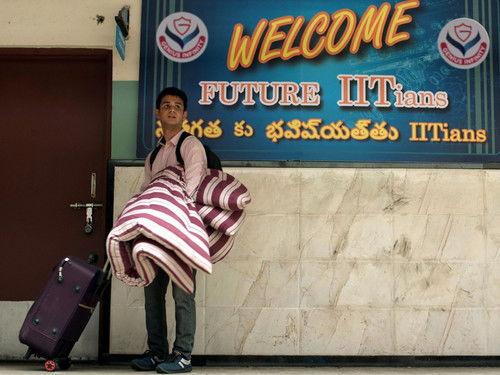 Laakhon Mein Ek Season 1 Episode 1 - Projectile