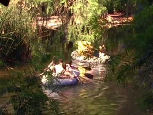 V.I.P. Season 3 Episode 1 - Survi-Val