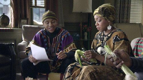 Everybody Hates Chris Season 3 Episode 10 - Everybody Hates Kwanzaa