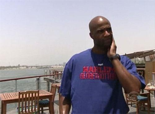 The Amazing Race Season 15 Episode 5 - Do It for the Hood! Do It for the Suburbs!