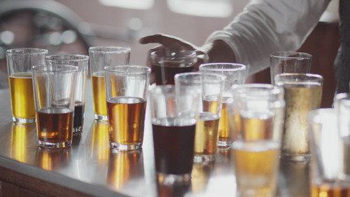 The Food That Built America Season 6 Episode 8 - Beer Necessities