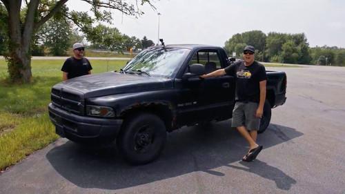 Roadkill Season 13 Episode 12 - Stripped Down at the Dragstrip