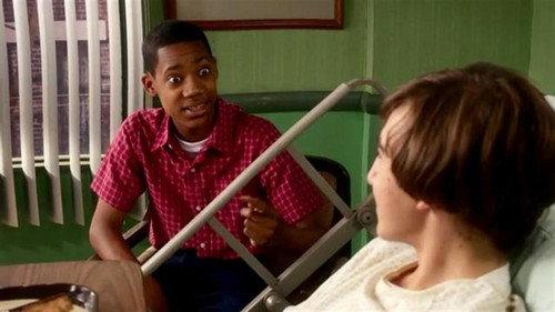 Everybody Hates Chris Season 4 Episode 17 - Everybody Hates Spring Break