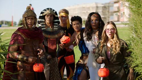 Power Rangers Season 25 Episode 18 - Monster Mix-Up