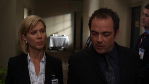 Leverage Season 2 Episode 15 - The Maltese Falcon Job (2)
