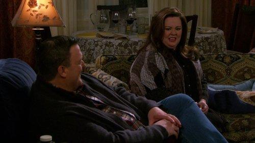 Mike & Molly Season 4 Episode 15 - Three Girls and an Urn