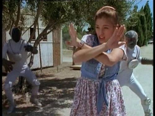 Power Rangers Season 2 Episode 16 - Beauty and the Beast