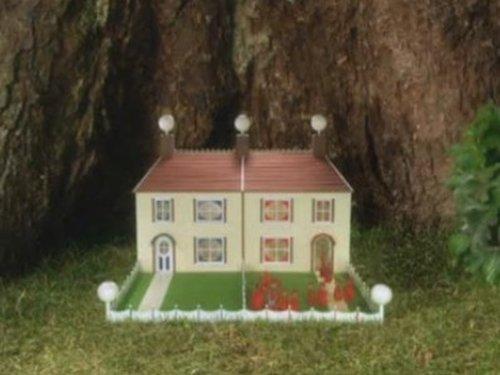 In the Night Garden Season 1 Episode 10 - Too Loud Tombliboos Nice and Quiet