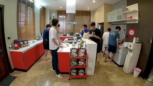 Safe House Season 3 Episode 5 - Day3: Morning