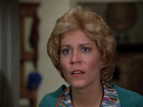 Eight Is Enough Season 4 Episode 14 - Mary, He's Married