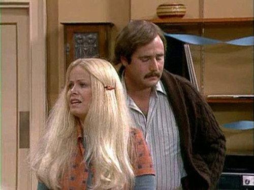 All in the Family Season 7 Episode 10 - Mike and Gloria's Will