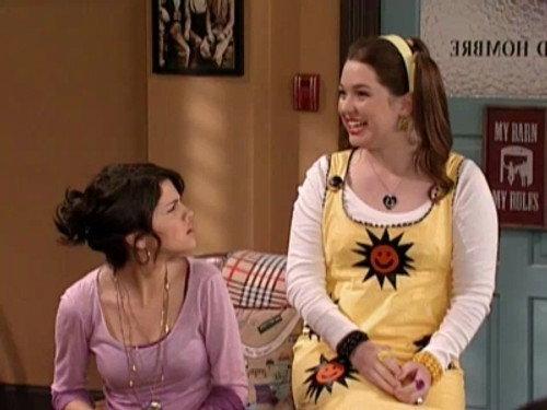 Wizards of Waverly Place Season 2 Episode 17 - Alex Does Good