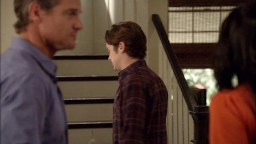 Cougar Town Season 2 Episode 20 - Free Fallin'