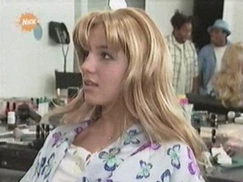 Kenan & Kel Season 4 Episode 8 - Aw, Here It Goes To Hollywood (2)