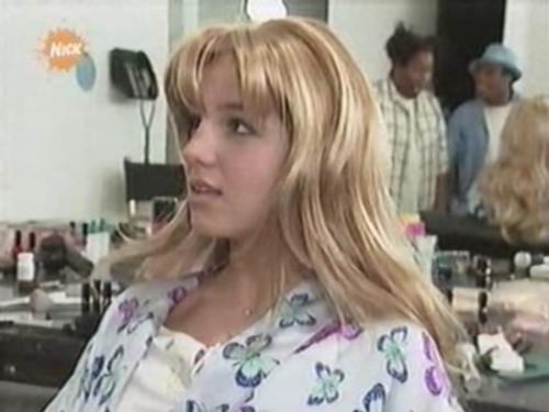 undefined Season 4 Episode 8 - Aw, Here It Goes To Hollywood (2)