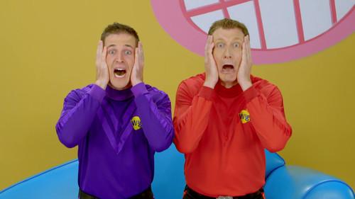 Ready, Steady, Wiggle! Season 1 Episode 3 - Lachy Shrunk the Wiggles