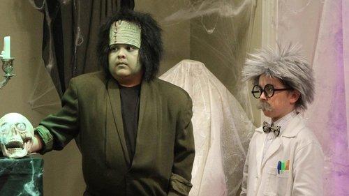 Modern Family Season 2 Episode 6 - Halloween