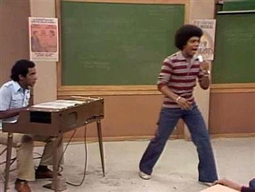 What's Happening!! Season 2 Episode 7 - The Play's the Big Thing