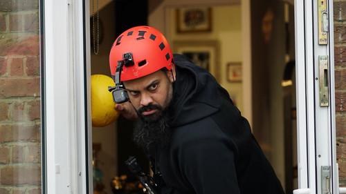 Taskmaster Season 12 Episode 1 - An Imbalance in the Poppability
