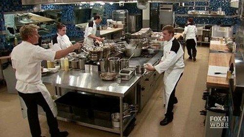 Hell's Kitchen Season 8 Episode 14 - 4 Chefs Compete Again