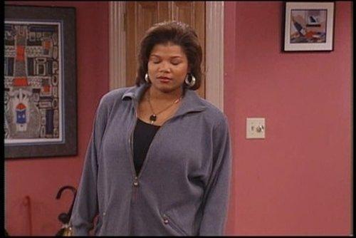 Living Single Season 1 Episode 26 - She Ain't Heavy, She's My Mother