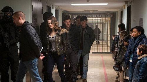 Between Season 1 Episode 6 - War