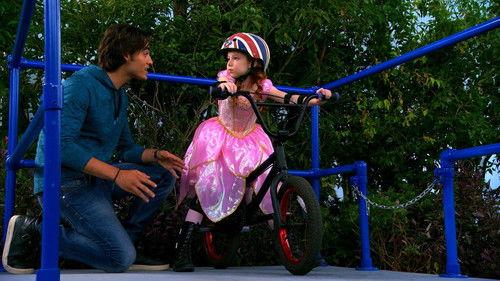 Dog with a Blog Season 3 Episode 8 - Avery Dreams of Kissing Karl