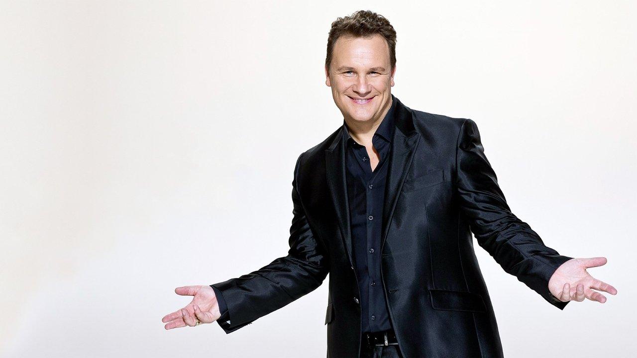 Shopping Queen backdrop