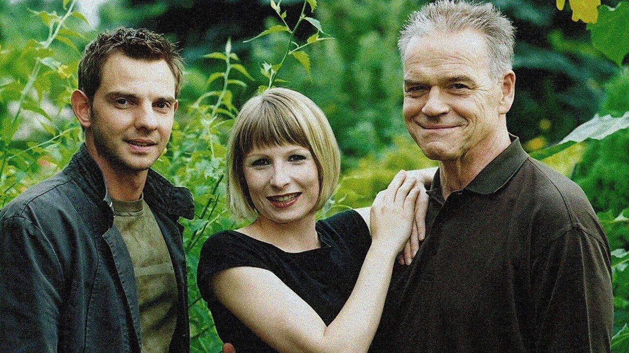 Wolffs Revier backdrop