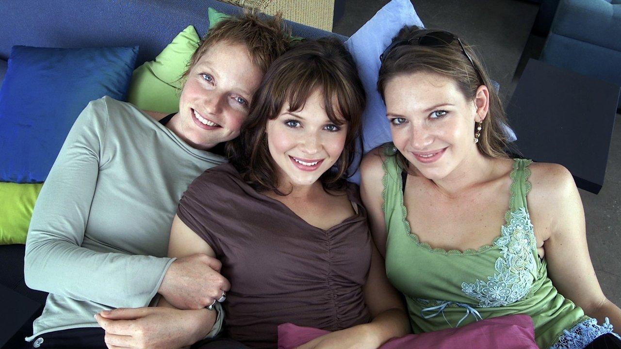 The Secret Life of Us backdrop