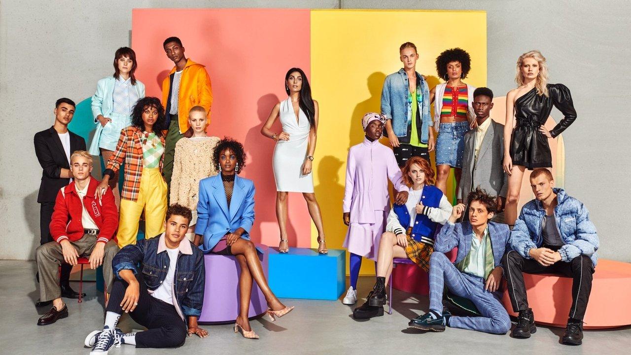 Holland's Next Top Model backdrop