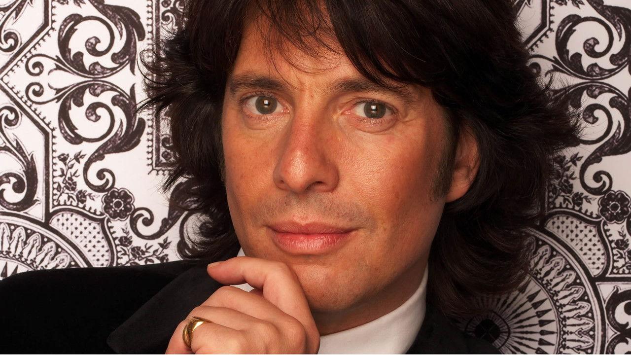 To The Manor Bowen backdrop