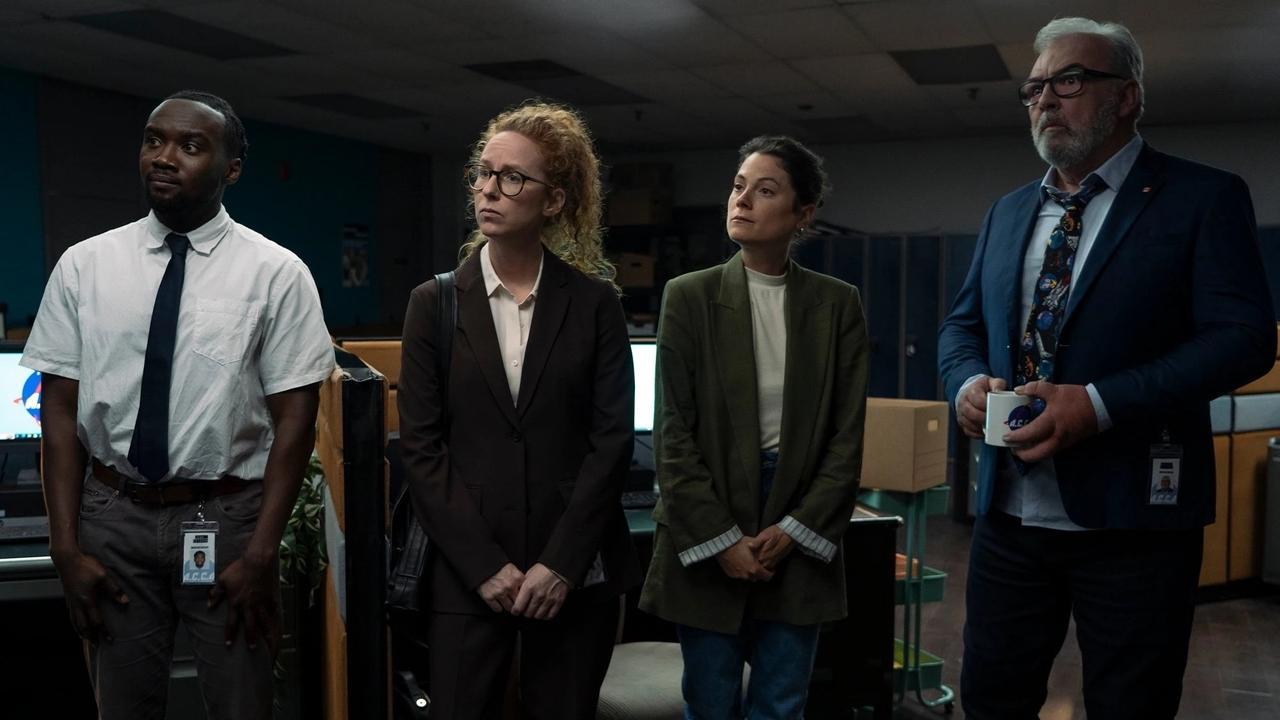 Ils sont parmi nous backdrop