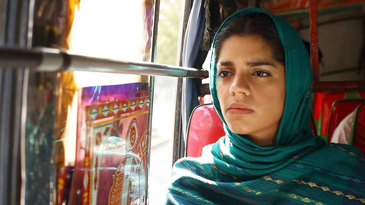 Zindagi Gulzar Hai backdrop