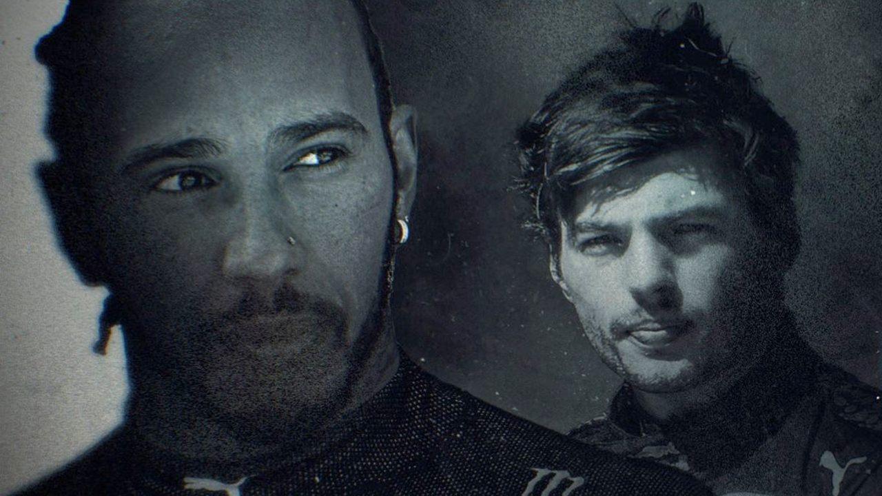 Duel: Hamilton vs Verstappen backdrop