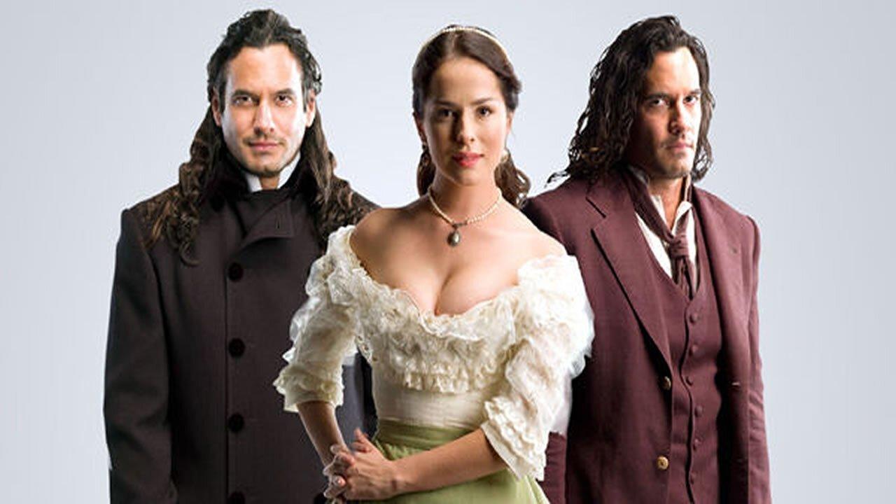 La Traición backdrop