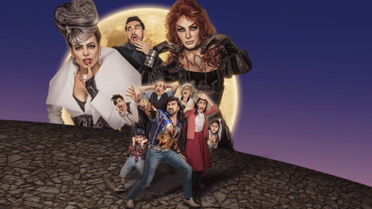 Albertano Contra los Mostros backdrop